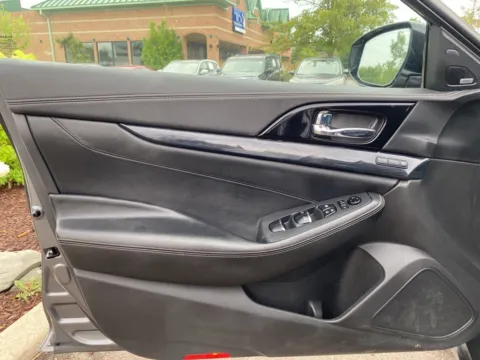 More photos of 2021 Nissan Maxima Platinum at Wixom Motors, MI