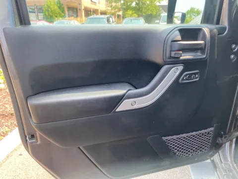 More photos of 2017 Jeep Wrangler Unlimited Rubicon at Wixom Motors, MI