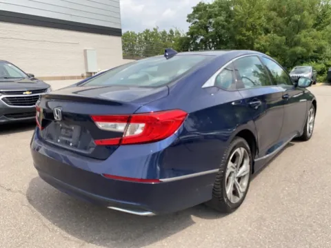 More photos of 2020 Honda Accord EX at Wixom Motors, MI