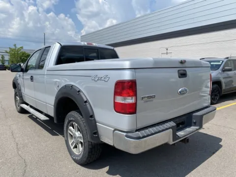 More photos of 2006 Ford F-150 Harley-Davidson at Wixom Motors, MI