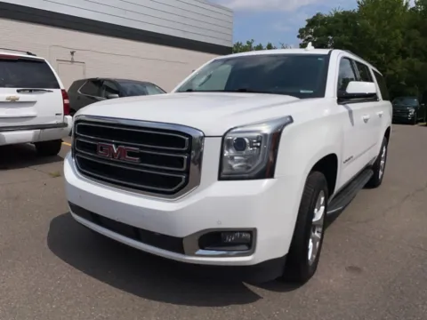 White 2015 GMC Yukon XL SLT 1500 for sale in Wixom, MI