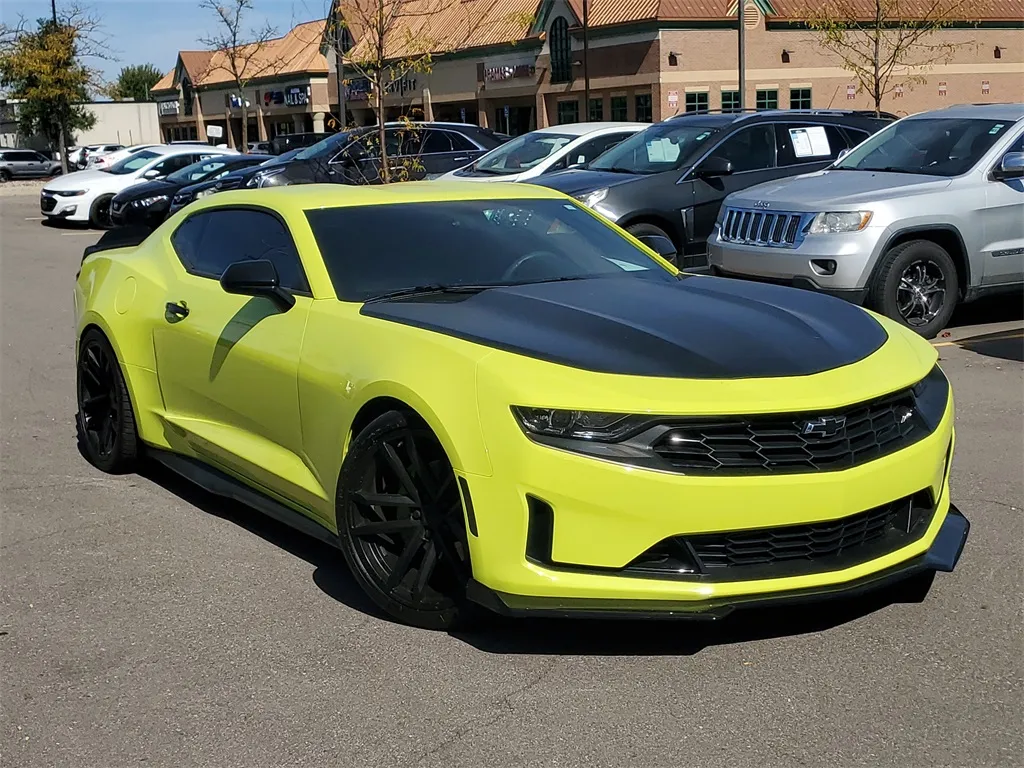 Yellow 2020 Chevrolet Camaro 1LT for sale in Wixom, MI