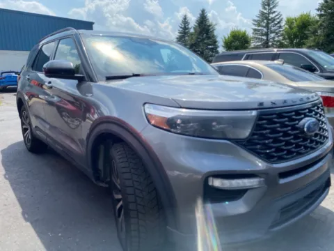 Photos of 2022 Ford Explorer ST-Line for sale in Wixom, MI at Wixom Motors