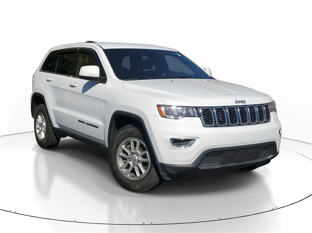 White 2020 Jeep Grand Cherokee Laredo E for sale in Wixom, MI