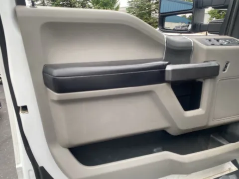 More photos of 2021 Ford F-350SD XLT at Wixom Motors, MI