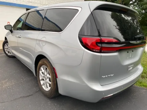 More photos of 2023 Chrysler Pacifica Touring L at Wixom Motors, MI