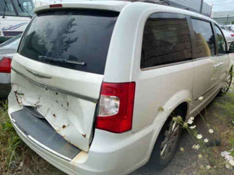 More photos of 2014 Chrysler Town & Country Touring at Wixom Motors, MI