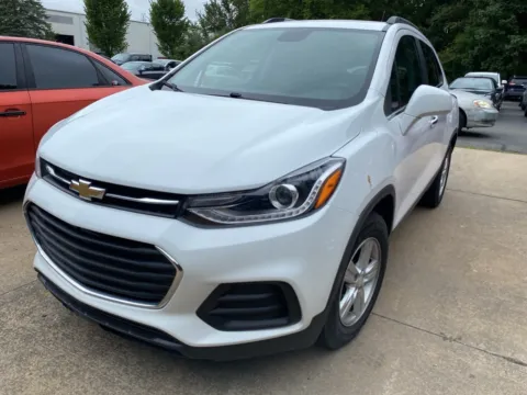 White 2020 Chevrolet Trax LT for sale in Wixom, MI