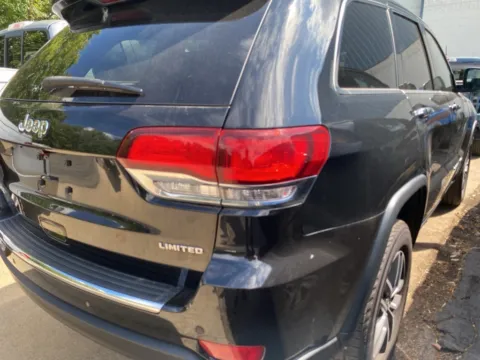 More photos of 2021 Jeep Grand Cherokee Limited at Wixom Motors, MI