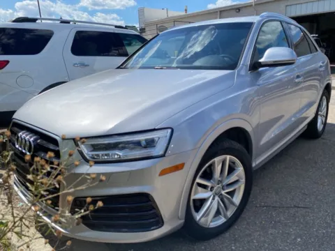Black 2018 Audi Q3 2.0T Premium for sale in Wixom, MI
