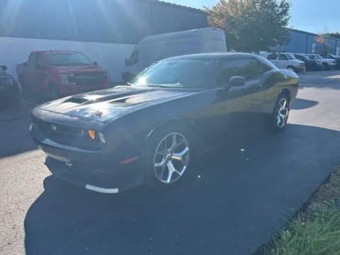 Black 2016 Dodge Challenger SXT for sale in Wixom, MI