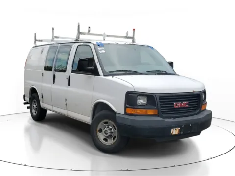 White 2008 GMC Savana G3500 Work Van for sale in Wixom, MI