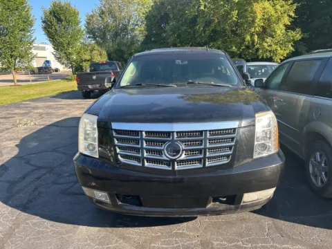 Another view of 2011 Cadillac Escalade Luxury for sale in Wixom, MI at Wixom Motors
