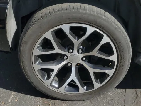 More photos of 2011 Cadillac Escalade Luxury at Wixom Motors, MI