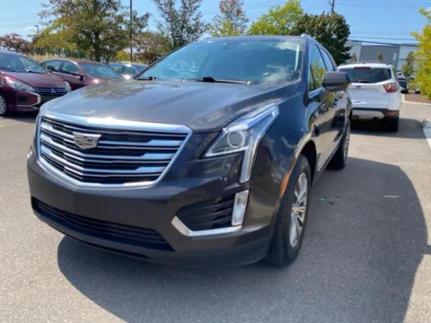 Black 2017 Cadillac XT5 Luxury for sale in Wixom, MI