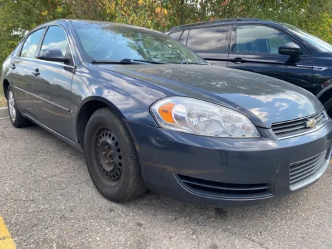 Gray 2008 Chevrolet Impala LS for sale in Wixom, MI