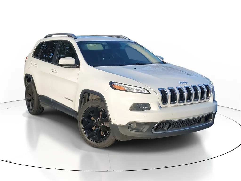 White 2018 Jeep Cherokee Limited for sale in Wixom, MI