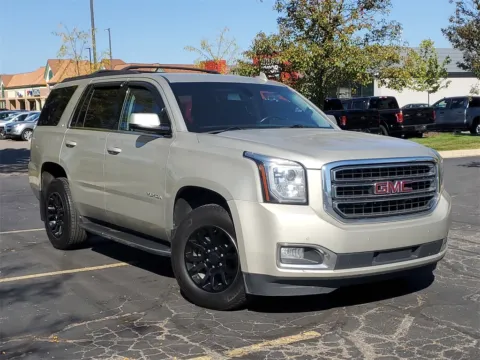 Silver 2017 GMC Yukon SLE for sale in Wixom, MI