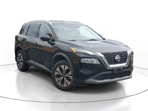 Black 2021 Nissan Rogue SV for sale in Wixom, MI