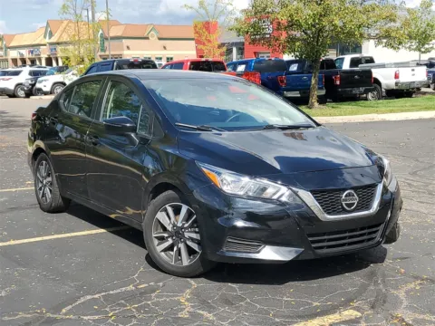 Black 2021 Nissan Versa 1.6 SV for sale in Wixom, MI