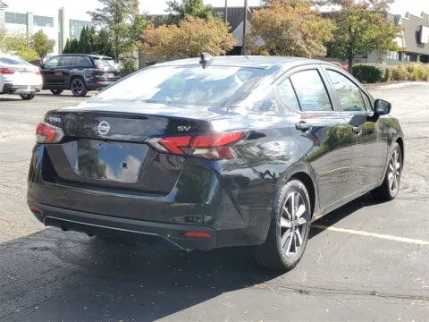 More photos of 2021 Nissan Versa 1.6 SV at Wixom Motors, MI