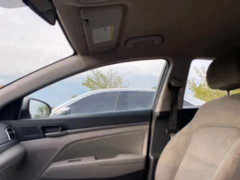 More photos of 2018 Hyundai Elantra SEL at Wixom Motors, MI