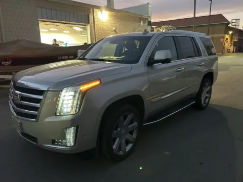 Silver 2017 Cadillac Escalade Luxury for sale in Wixom, MI