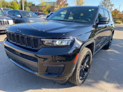 Black 2022 Jeep Grand Cherokee L Altitude for sale in Wixom, MI