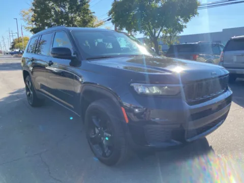 Photos of 2022 Jeep Grand Cherokee L Altitude for sale in Wixom, MI at Wixom Motors