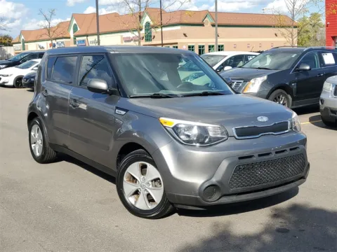 Gray 2016 Kia Soul for sale in Wixom, MI
