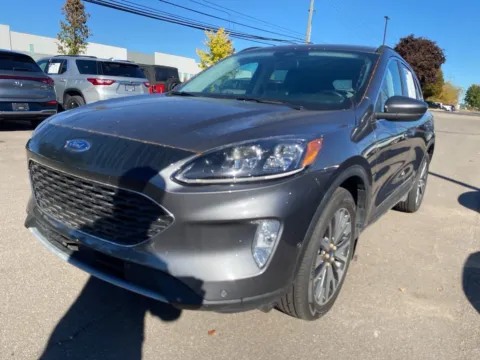 Blue 2021 Ford Escape Hybrid Titanium for sale in Wixom, MI