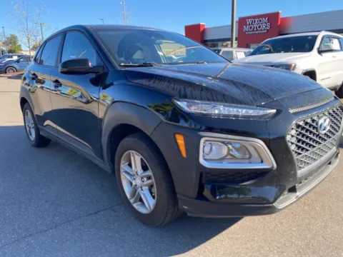 Black 2019 Hyundai Kona SE for sale in Wixom, MI