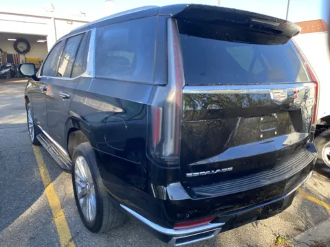 More photos of 2022 Cadillac Escalade Luxury at Wixom Motors, MI