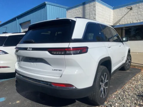 More photos of 2024 Jeep Grand Cherokee Limited at Wixom Motors, MI