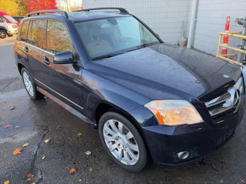 Photos of 2010 Mercedes-Benz GLK 350 for sale in Wixom, MI at Wixom Motors