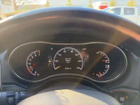 More photos of 2021 Jeep Grand Cherokee Laredo at Wixom Motors, MI