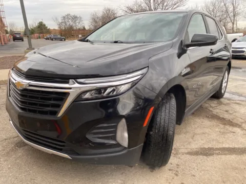 Black 2022 Chevrolet Equinox LT for sale in Wixom, MI