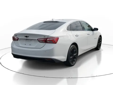 More photos of 2020 Chevrolet Malibu LT at Wixom Motors, MI