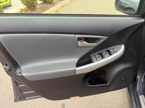 More photos of 2012 Toyota Prius Five at Wixom Motors, MI