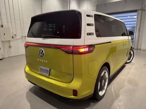More photos of 2025 Volkswagen ID. Buzz 1st Edition at Fishers Imports - North West, IN
