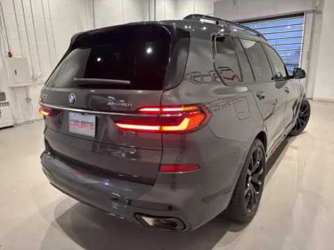 More photos of 2023 BMW X7 xDrive40i at Fishers Imports - North West, IN