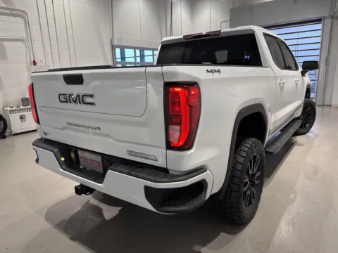 More photos of 2022 GMC Sierra 1500 Elevation at Fishers Imports - North West, IN