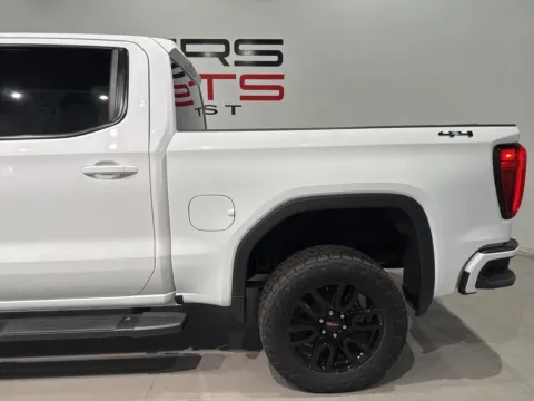 More photos of 2022 GMC Sierra 1500 Elevation at Fishers Imports - North West, IN