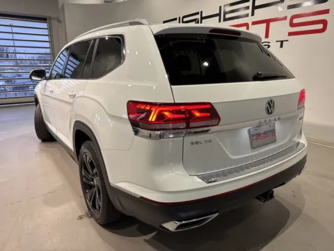 More photos of 2021 Volkswagen Atlas SEL Premium at Fishers Imports - North West, IN