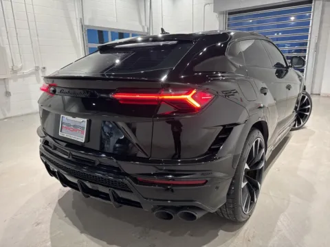 More photos of 2024 Lamborghini Urus S at Fishers Imports - North West, IN