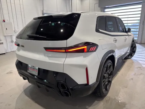 More photos of 2024 BMW XM at Fishers Imports - North West, IN