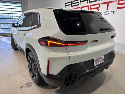 More photos of 2024 BMW XM at Fishers Imports - North West, IN