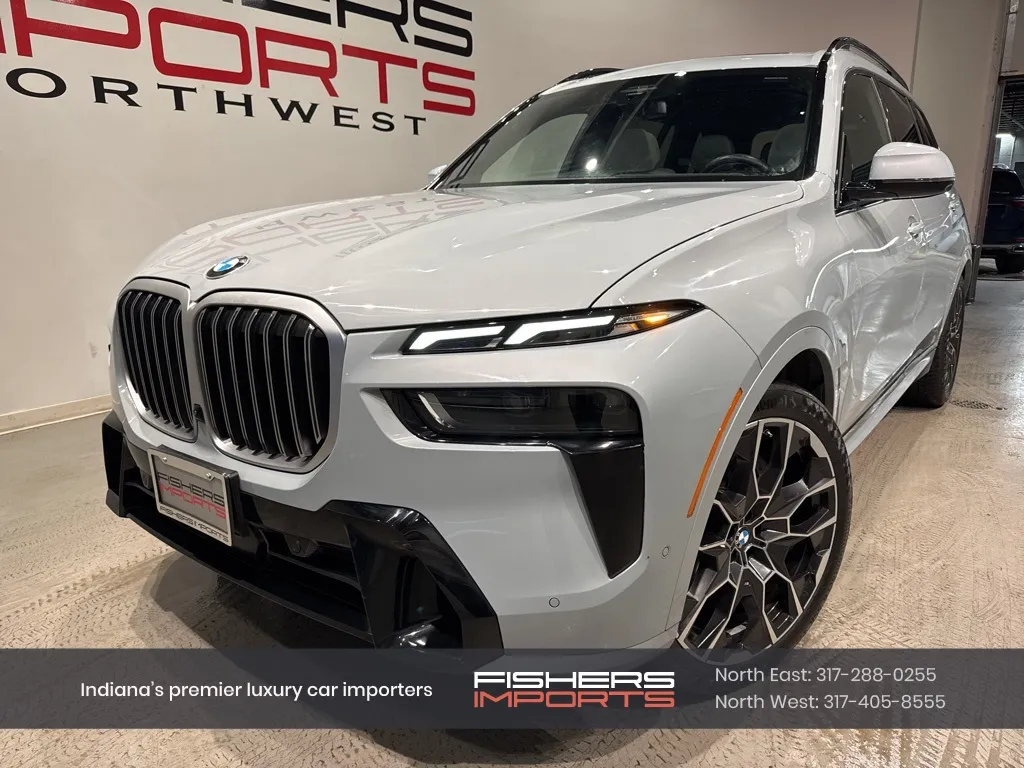 2023 BMW X7 40i's photo