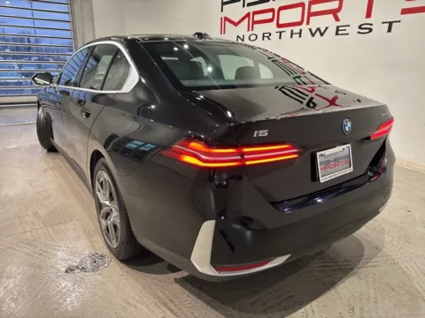 More photos of 2024 BMW i5 eDrive40 at Fishers Imports - North West, IN