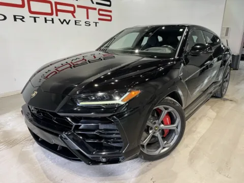 Photos of 2020 Lamborghini Urus for sale in Indianapolis, IN at Fishers Imports - North West